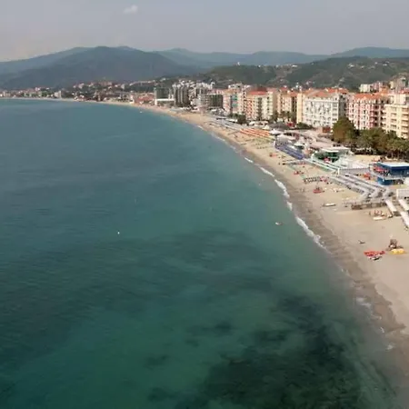 Kello's House Apartman